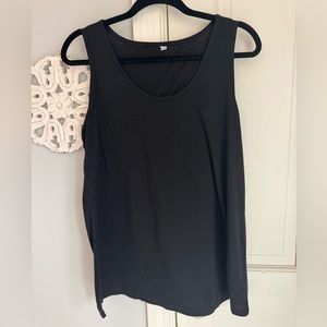Simple Black Tank Large